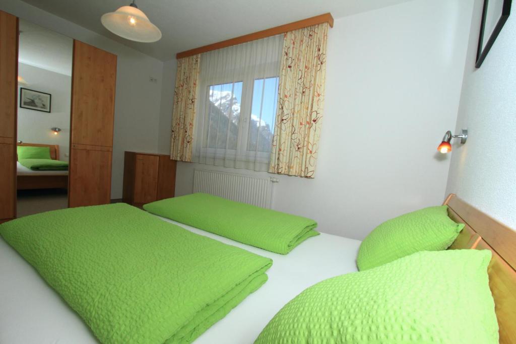 Apartmán Adlerhof Sankt Leonhard im Pitztal Pokoj fotografie